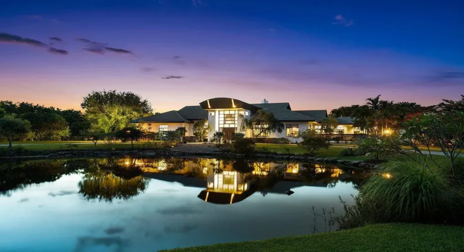 100-8549SurreyLane-BocaRaton-FL-33496-SM