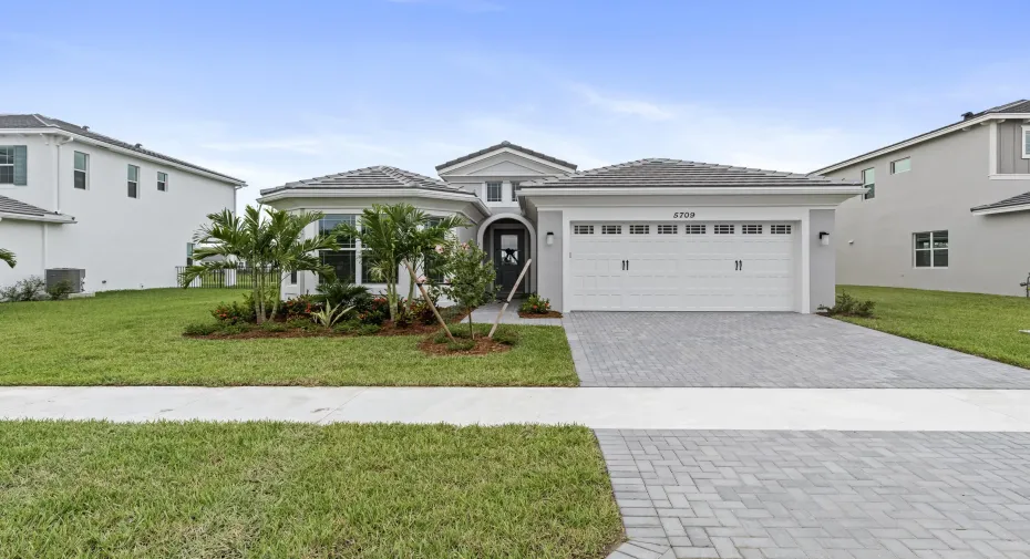 5709 Bristlecone Commons Westlake, FL 33470