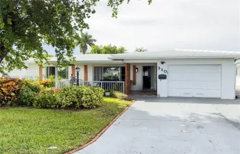 310 NW 25th Ct