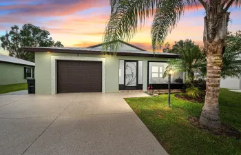 3-web-or-mls-7 Mediterranean Blvd E - 3