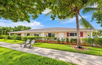 Sunny Tropical Ranch-Style Home