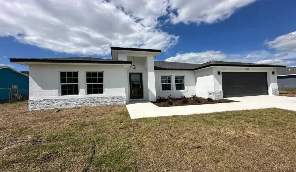 01_Front_Exterior