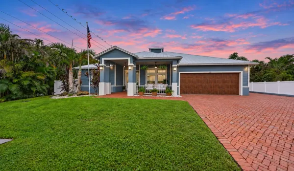836 SW 34th Terr, Palm City, FL
