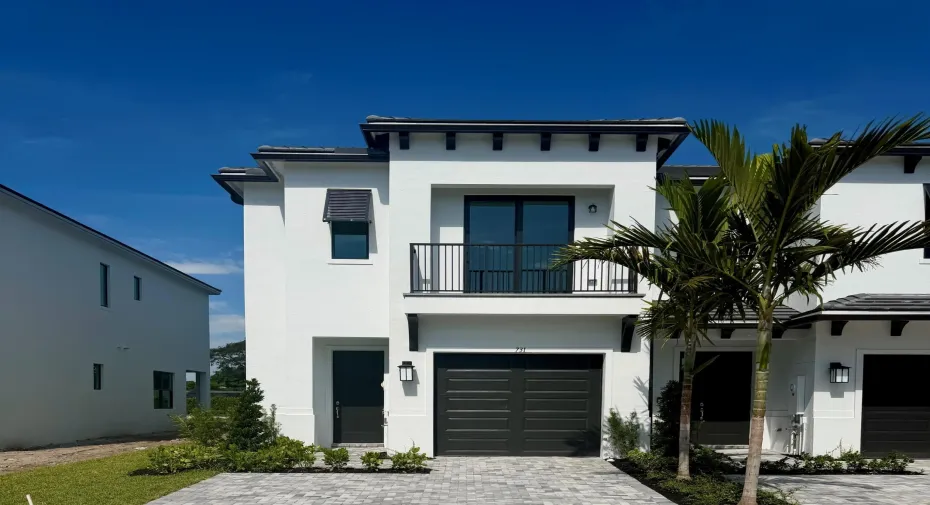 Mangrove Exterior