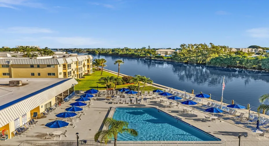 Clubhouse & Salt Water Heated Pool