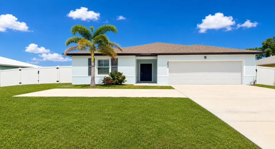Front Of Home 4633 SW Savona