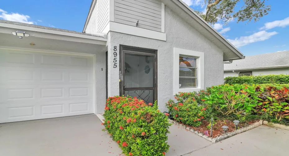 8955 Seascape Front Door