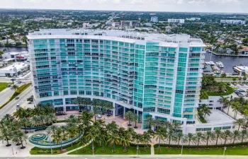 Plaza at Oceanside - Exterior Front