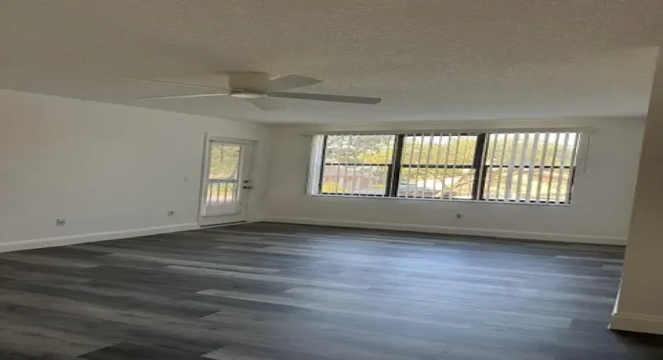 4541 living view 1