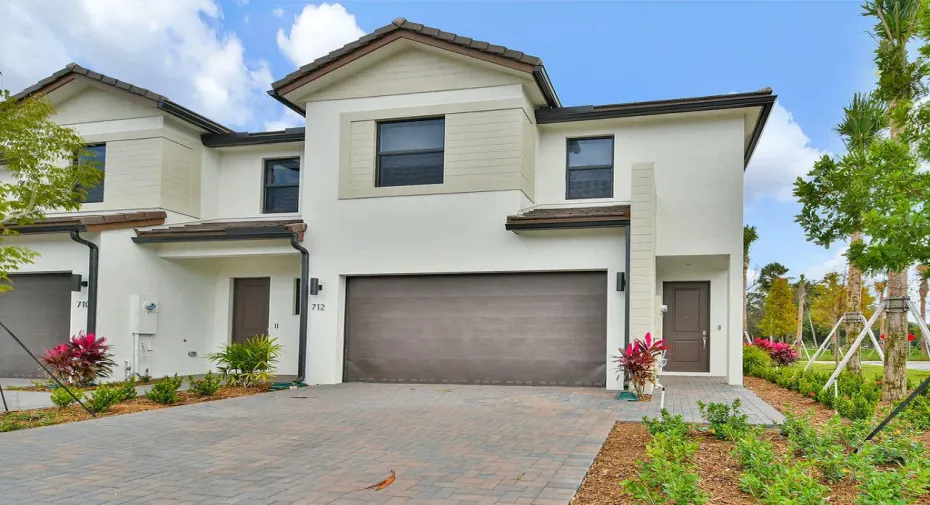 PALM 4 BED 7