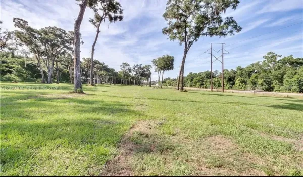 Lot photo