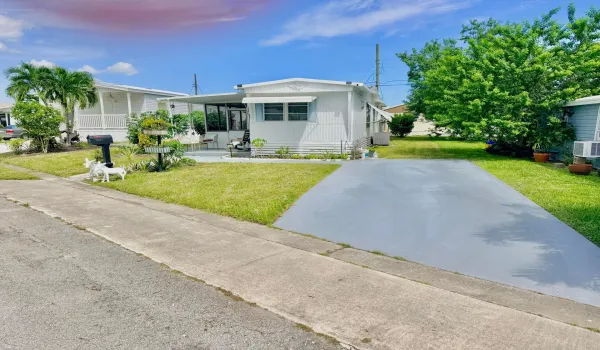 Doble lot 4800 sq ft