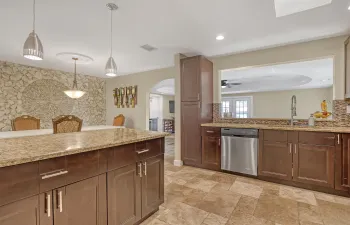 kitchentodining