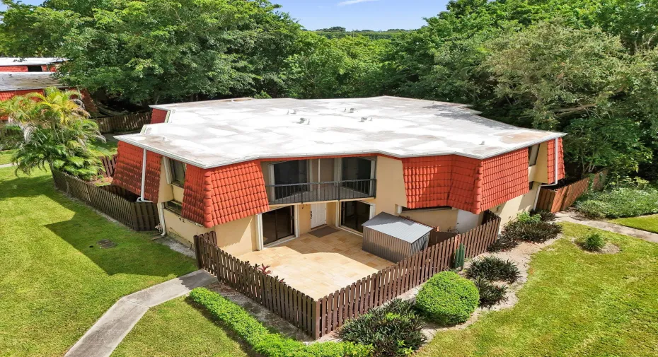Exterior corner lot with fenced courtyard