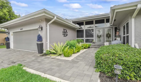 8059 Buttonwood Cir_002
