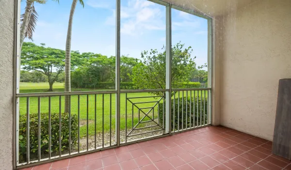 3500 Oaks Clubhouse Dr20