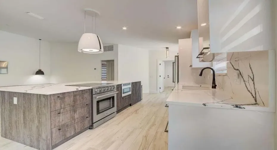 DREAM KITCHEN