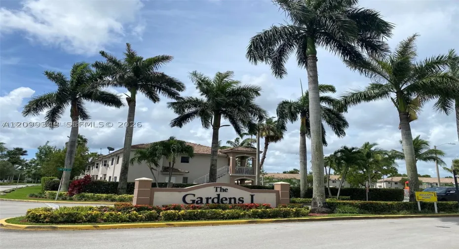 The Gardens I Entrance