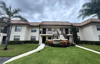 2ND FLOOR UNIT WITH OPEN PORCH IN FRONT
