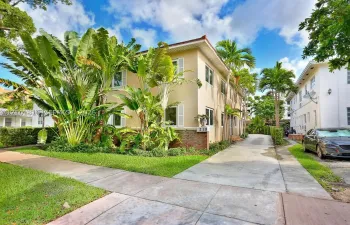Coral Gables. A beautiful city. Miami's best ! Very central location.
