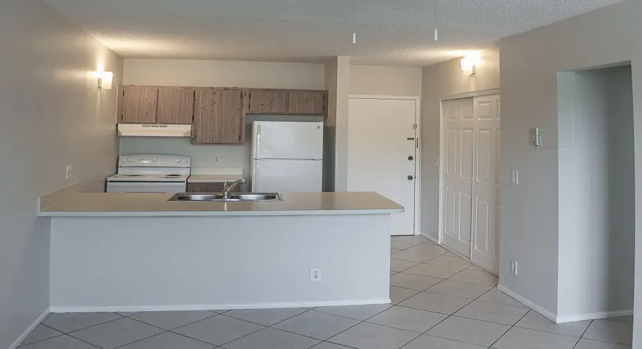2501 Riverside Drive 209