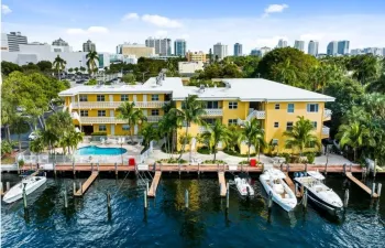 Middle River Villas Boat Slips