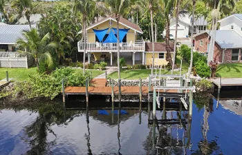 1_boatlift