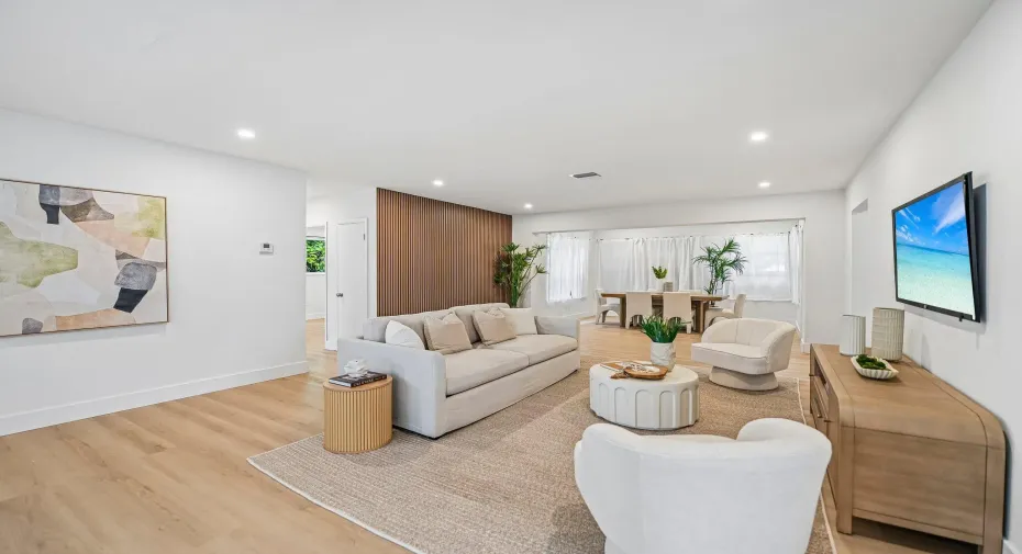 10-web-or-mls-NE 165th St-S0110-010