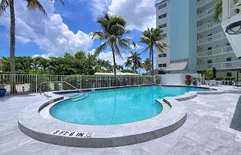 Heated Saltwater Pool