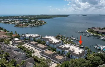Kates 1901 Bay Rd 103 Pointes - Aerial&A