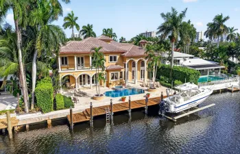 161_Aerial_Rear_Exterior_and_Dock