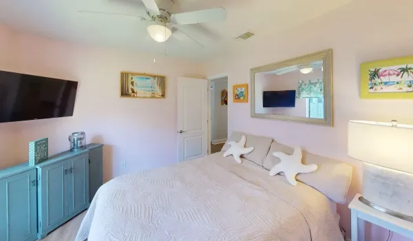 2537-SE-Victory-Ave-Bedroom