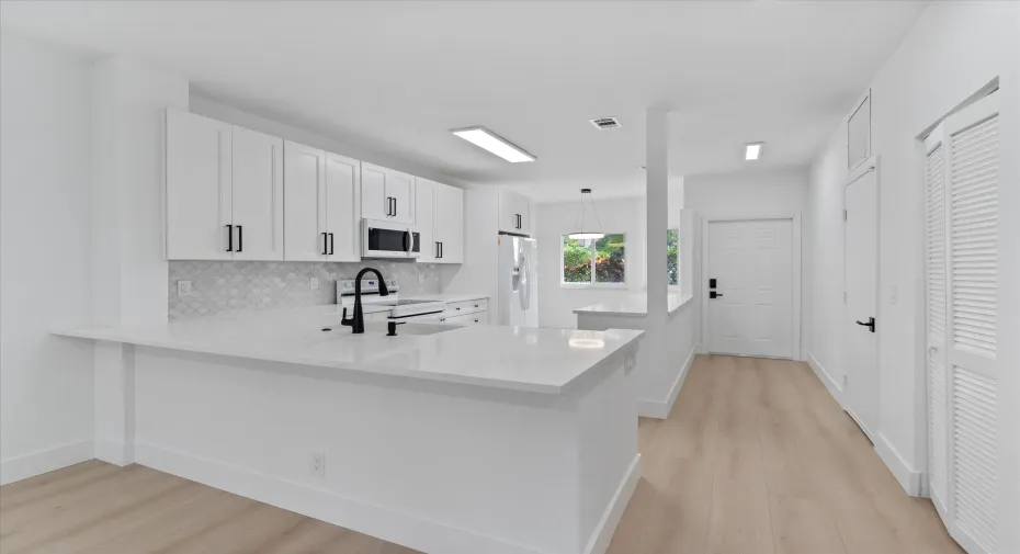 12-6809 Via Regina Boca Raton, FL-102