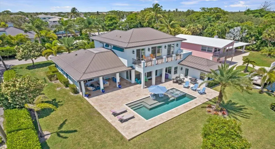 Welcome to Paradise!