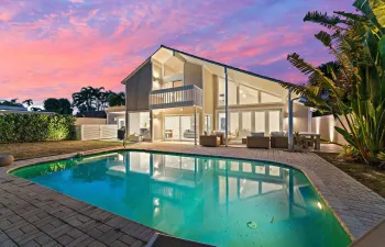 Modern Beach Home!