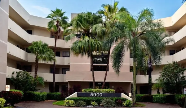 Condo 3