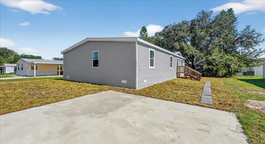 01-Exterior Back