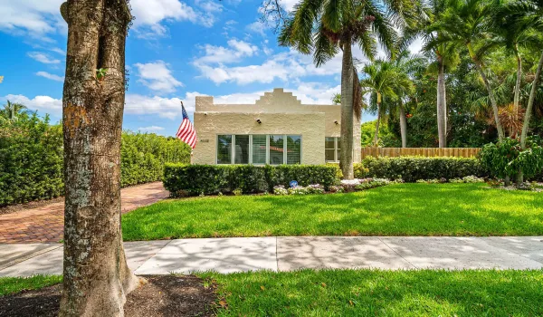 813 Avon Road