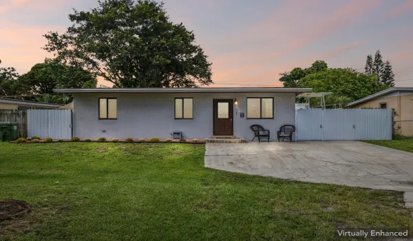 55_Davis_Rd_002