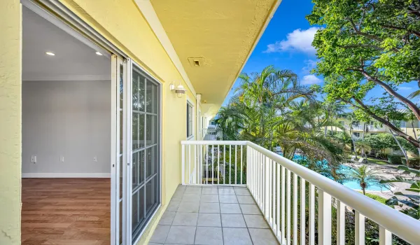 151 NE 16TH AVE #369-19
