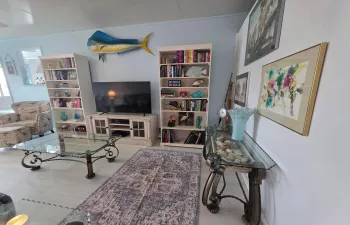 Lovely furnishings negiotiable