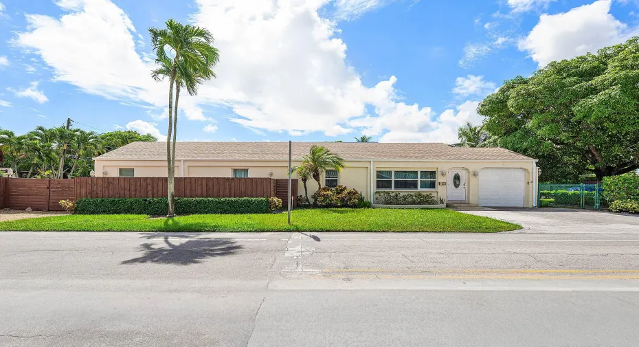 001-800Northeast6thStreet-FortLauderdale