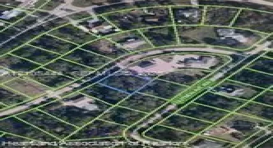Plat Map. Illustrating the property's parcel boundaries and surrounding land divisions