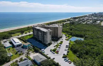 Sea Pointe Building