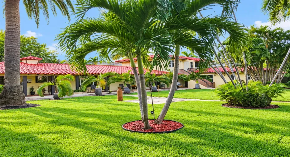 2625 yard garden nice
