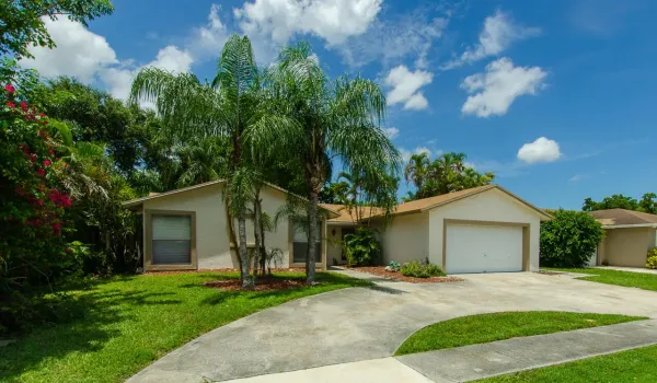 10953 Winding Creek-1