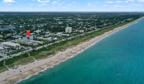 120 N Ocean Boulevard Unit 301, Delray Beach, Florida 33483, 2 Bedrooms Bedrooms, ,2 BathroomsBathrooms,Condominium,For Sale,Ocean,3,RX-10917416