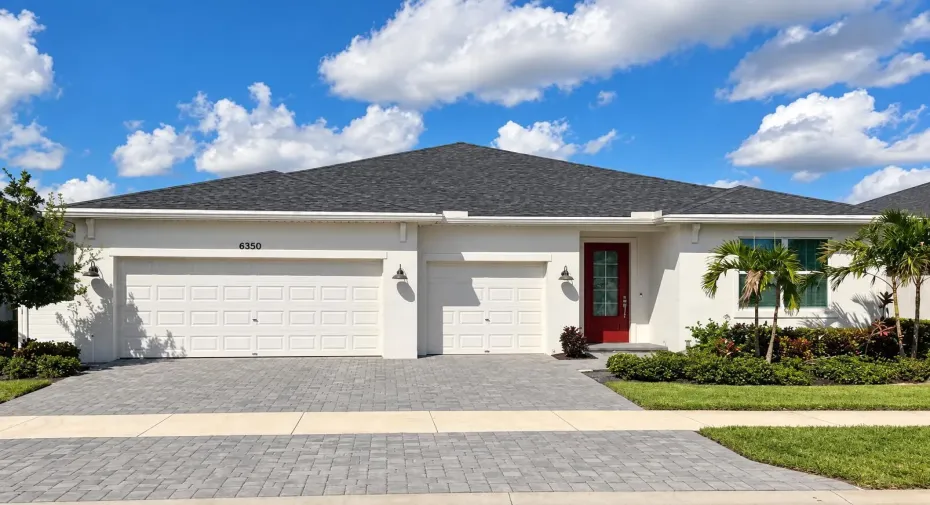 Vibrant 6350 Suburban Home Exterior