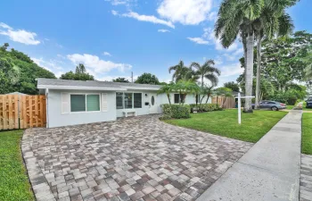 1017 SE Seventh St Deerfield Beach -56