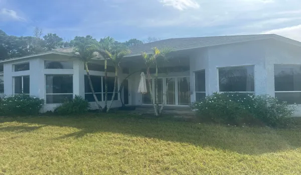 INVESTOR SPECIAL-WITH TONS OF POTENTIAL